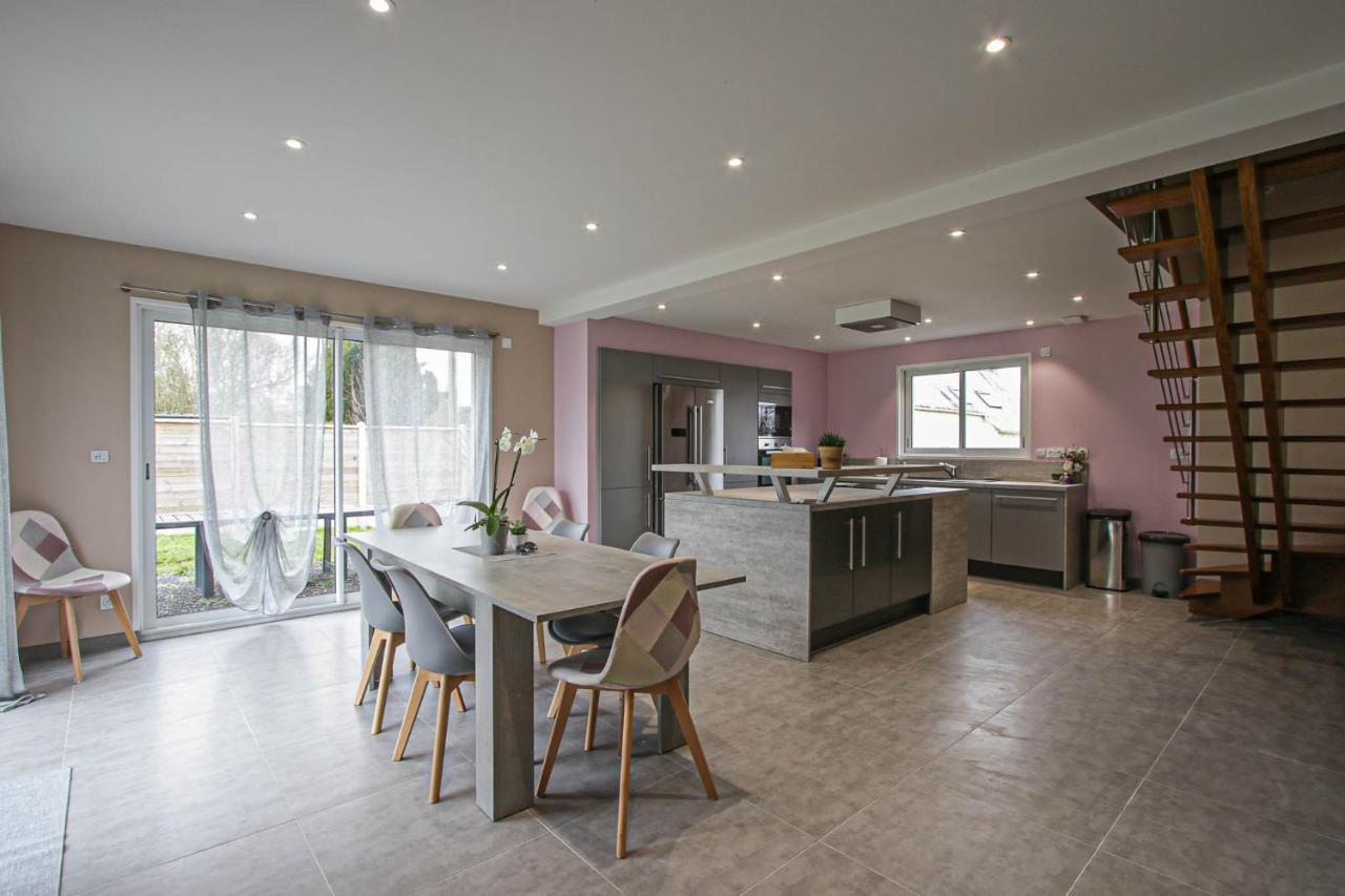 Kokana Modern Holiday Home Englesqueville-la-Percée Kültér fotó
